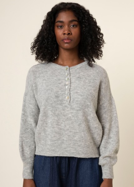 FRNCH: Modell 'Kymberly Pull - Gris'