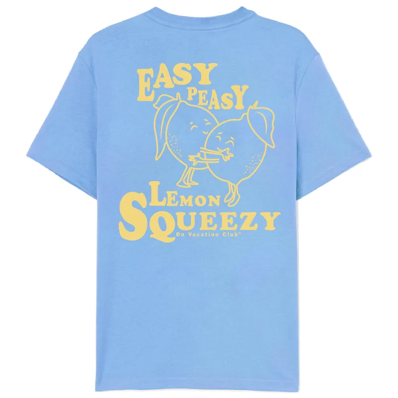 On Vacation: Modell 'Lemon Squeezy T-Shirt - Light Blue'