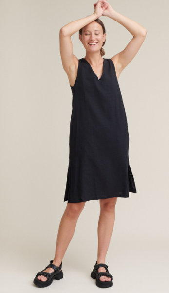 Basic Apparel: Modell 'Danica Dress - Black'