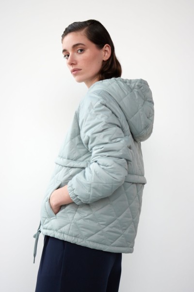 WithBlack: Modell 'Wblastrid Quilted Jacket - Mineral Gray'