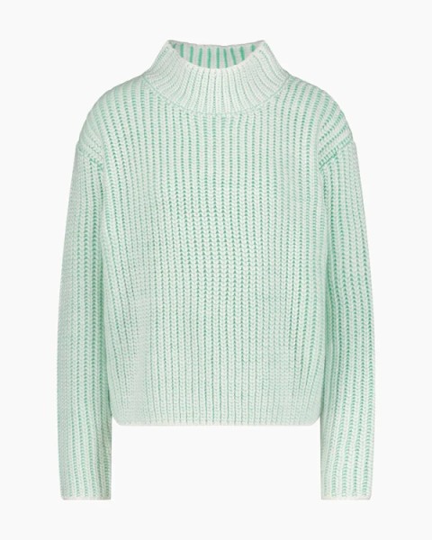 Another-Label: Modell 'Maya Knitted Pull L/S - Egg White Biscay Green '